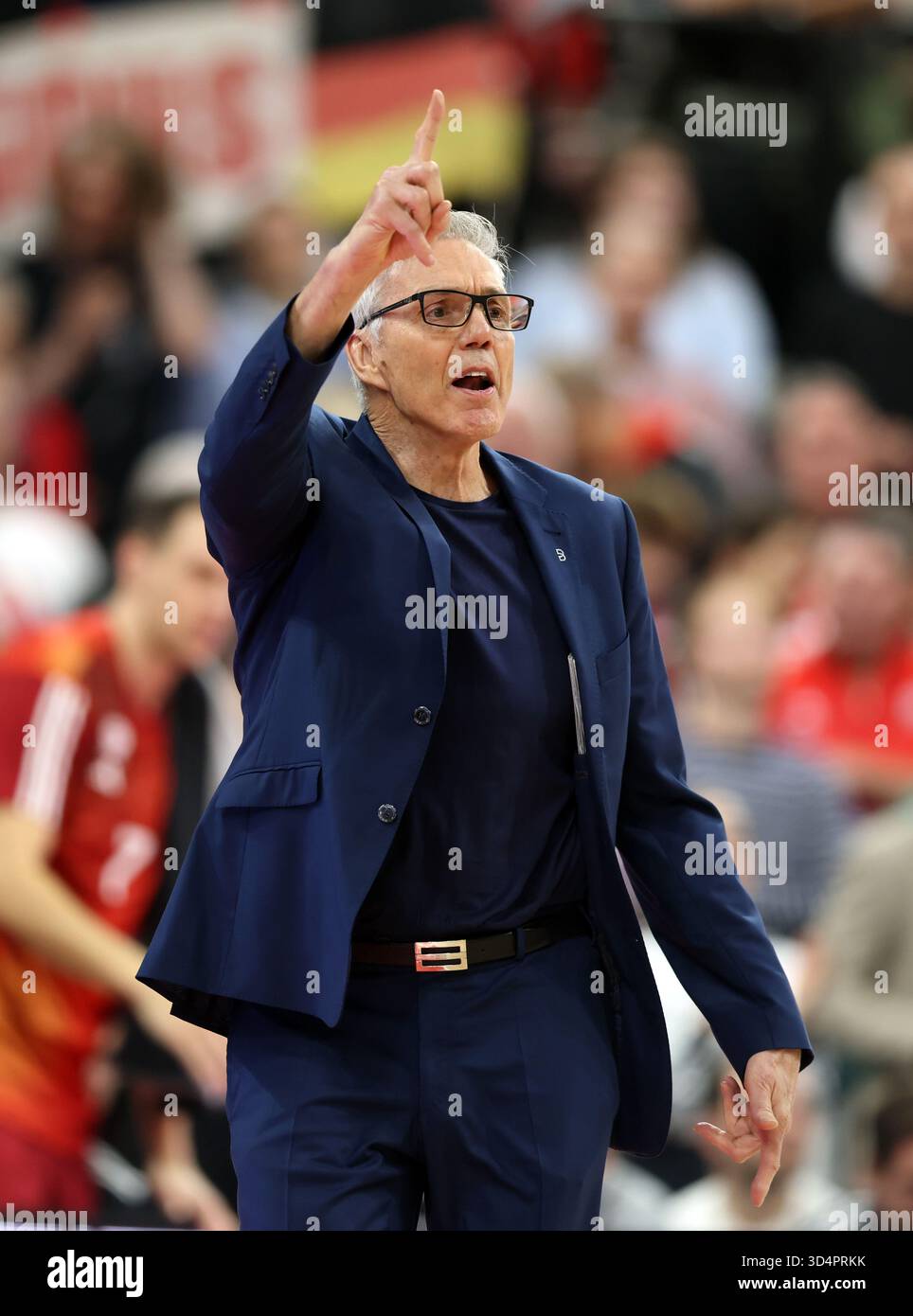 Gordon Herbert, entraîneur-chef du FC Bayern Munich FC Bayern MŸnchen Virtus Bologna Basketball EuroLeague match de la saison régulière 8 entre le FC Bayern Munich et Virtus Bologna au SAP Garden le 30 octobre 2025 à Munich, Allemagne. © diebilderwelt / Alamy Stock Banque D'Images
