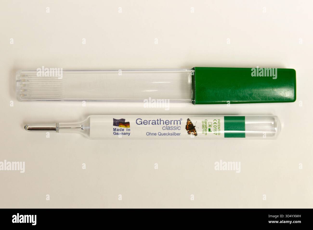 Geratherm Classic est un thermomètre en verre sans mercure pour usage personnel, produit en Allemagne Banque D'Images