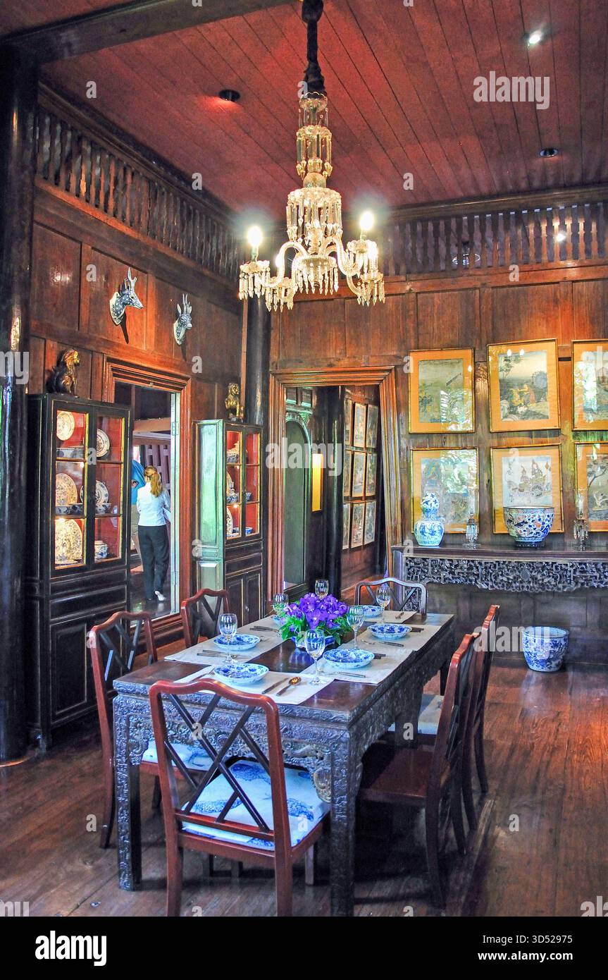 Salle à Jim Thompson's Traditional Thai House, Pathum Wan District, Bangkok, Thaïlande Banque D'Images