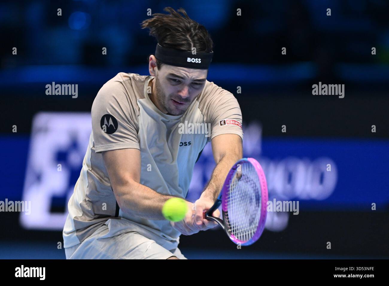 Taylor Fritz (USA) lors du match simple entre Taylor Fritz (USA) et Alex de Minaur (AUS) lors de la cinquième journée de la finale Nitto ATP 2025 à Inalpi Arena le 13 novembre 2025 à Turin, Italie Banque D'Images