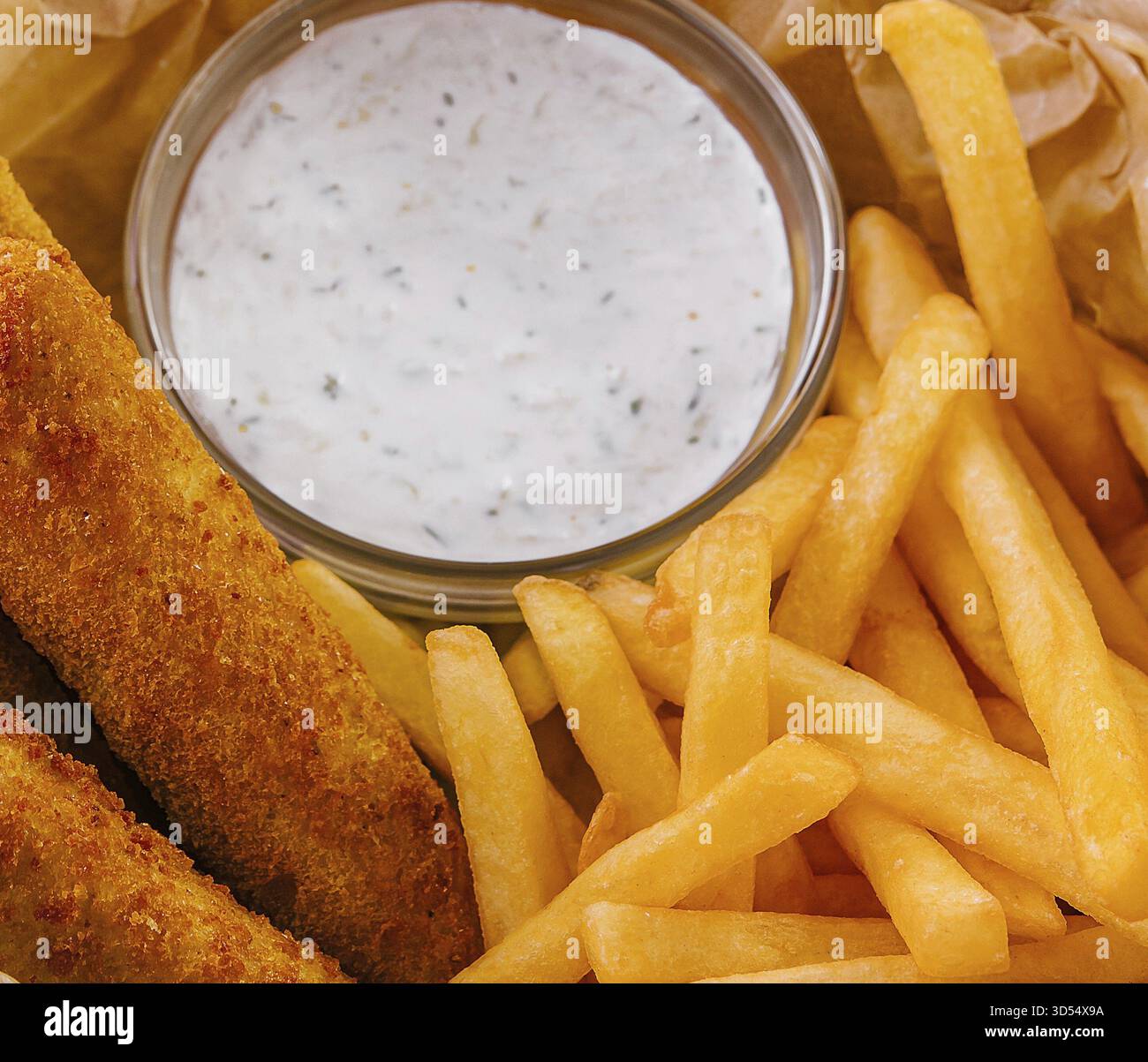 Nourriture, frites et nuggets de poulet frits Banque D'Images