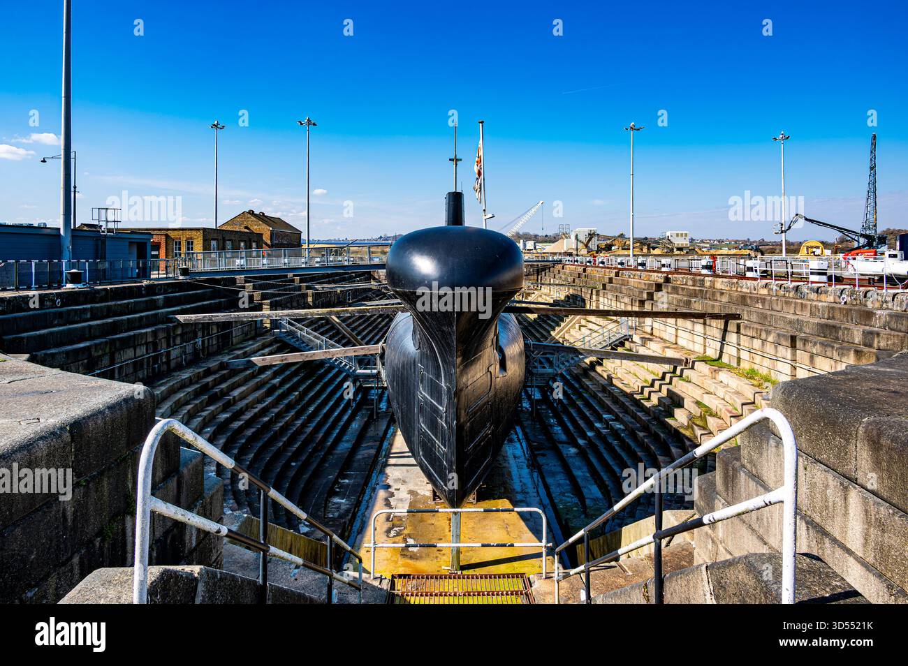 HMS Ocelot ( S17) dans la cale sèche no 3 du chantier naval historique de Chatham Banque D'Images