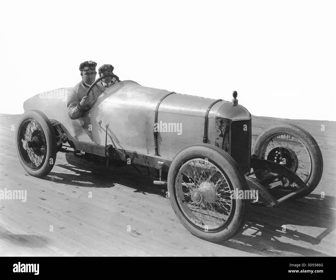 Voiture de course du début des années 1900 Banque D'Images
