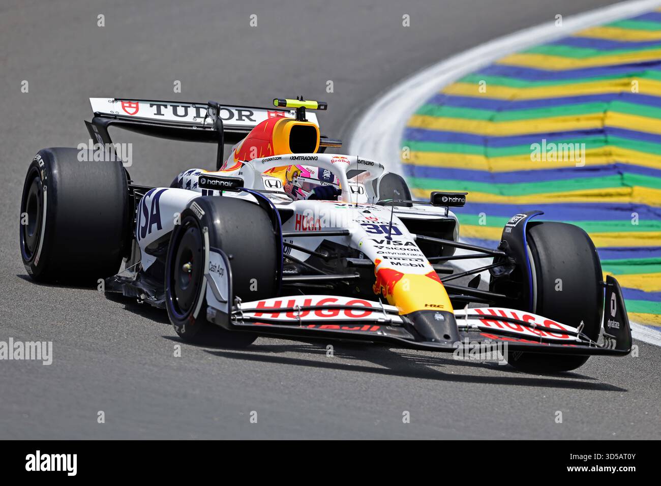 7 novembre 2925 ; Sao Paulo, Brésil Liam Lawson (NZL) Visa Cash App RB Formula One Team VCARB 02 Honda lors des essais libres du Grand Prix F1 du Brésil à Autodromo Jose Carlos Pace Banque D'Images