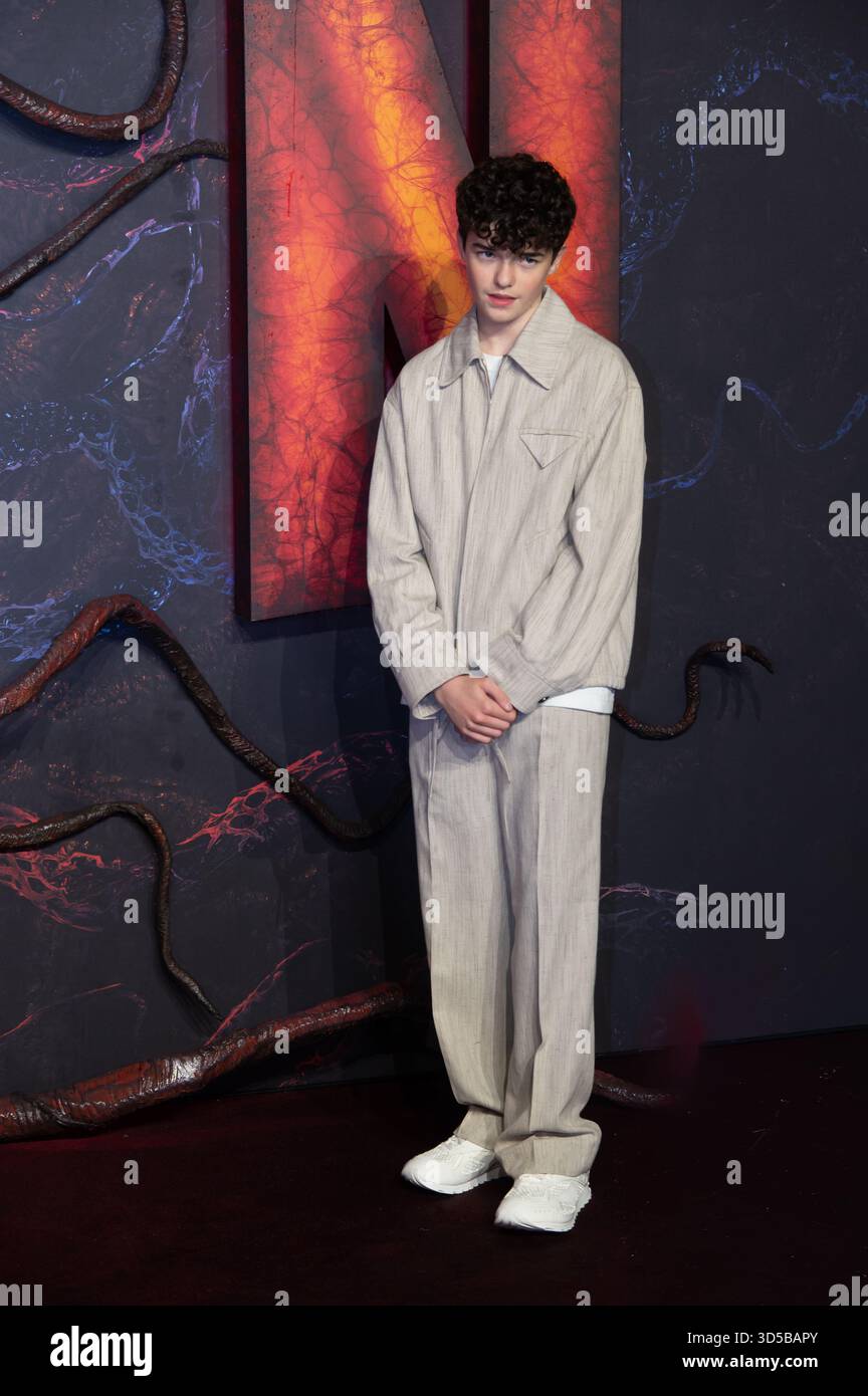 Londres, Royaume-Uni. 13 novembre 2025. Owen Cooper assiste à une projection spéciale de Stranger Things S5 à Odeon luxe Leicester Square. Cristina Massei/Alamy Live News Banque D'Images
