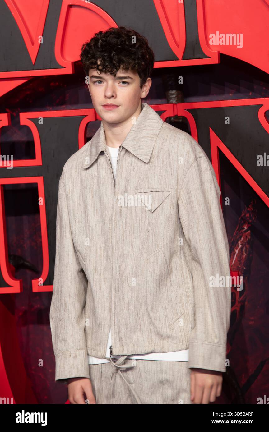 Londres, Royaume-Uni. 13 novembre 2025. Owen Cooper assiste à une projection spéciale de Stranger Things S5 à Odeon luxe Leicester Square. Cristina Massei/Alamy Live News Banque D'Images