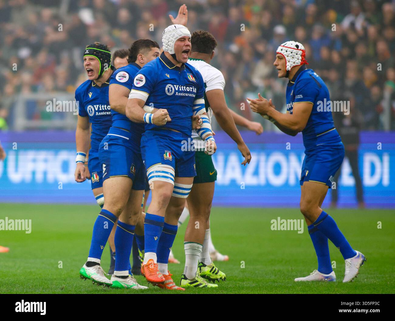 Turin, Italie. 15 novembre 2025. Lorenzo CANNONE, Italien, lors du match de rugby Autumn Nations Series 2025 opposant l'Italie à l'Afrique du Sud au stade Allianz le 15 novembre 2025 à Turin, Italie. Crédit : Nderim Kaceli/Alamy Live News Banque D'Images