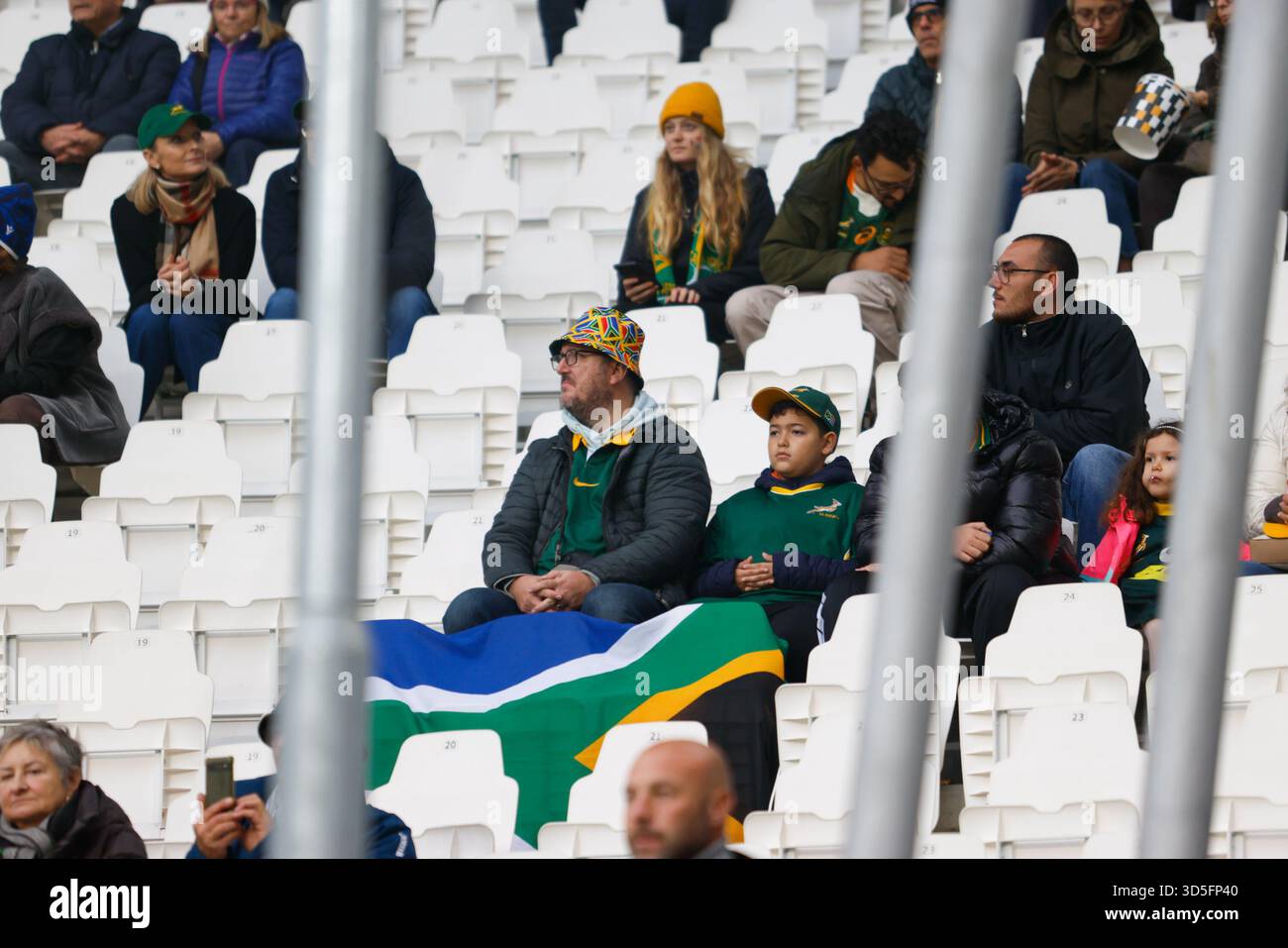 Turin, Italie. 15 novembre 2025. Les fans sud-africains lors du match de rugby Autumn Nations Series 2025 opposant l'Italie à l'Afrique du Sud au stade Allianz le 15 novembre 2025 à Turin, en Italie. Crédit : Nderim Kaceli/Alamy Live News Banque D'Images