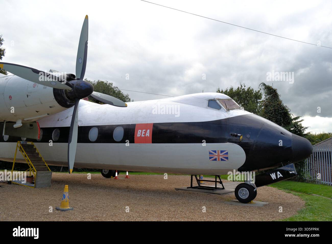 Le dernier avion de ligne Handley page Series 100 à turbopropulseurs survivant exposé au Museum of Berkshire Aviation, Woodley, Royaume-Uni Banque D'Images