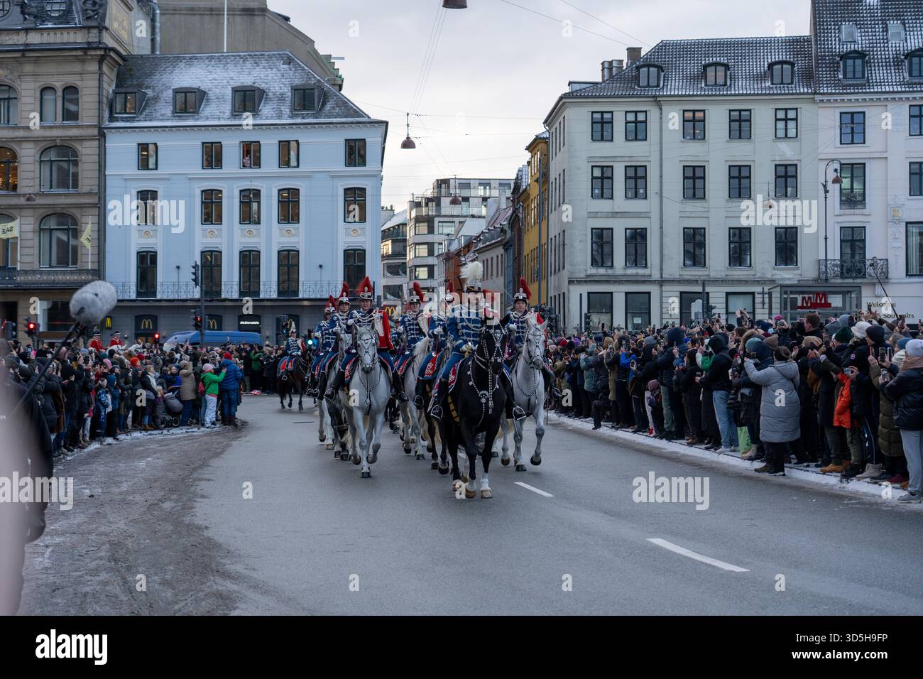 Reine Margrethe II Ride en Golden Carriage Banque D'Images