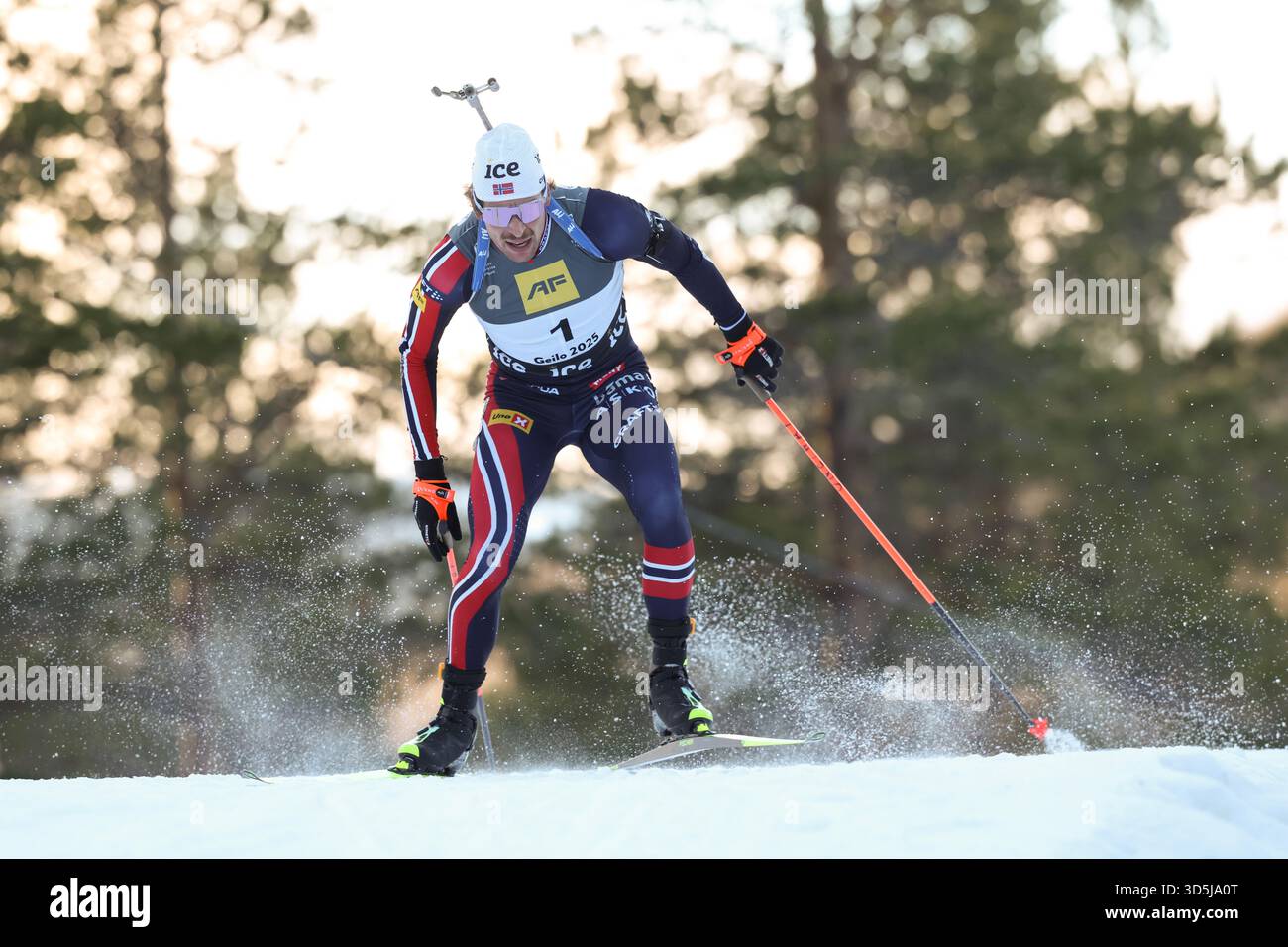 Geilo 20251116. Lors du départ de masse lors de l'ouverture de la saison pour l'équipe de biathlon à Geilo. Photo : Geir Olsen / NTB ce texte est traduit automatiquement Banque D'Images