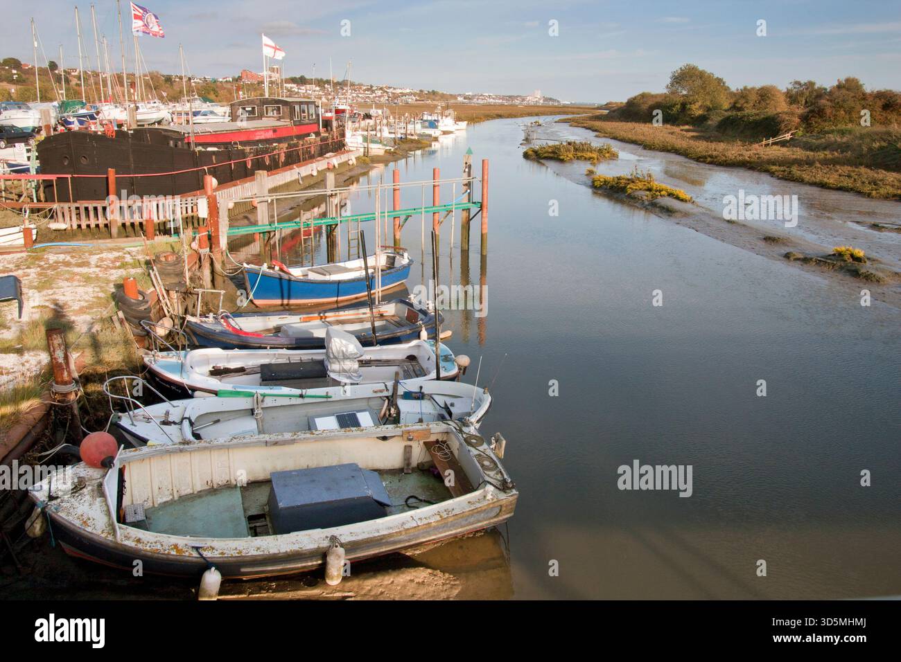 Leigh on Sea depuis Two Tree Island, Medway, Southend on Sea, Essex, Angleterre Banque D'Images