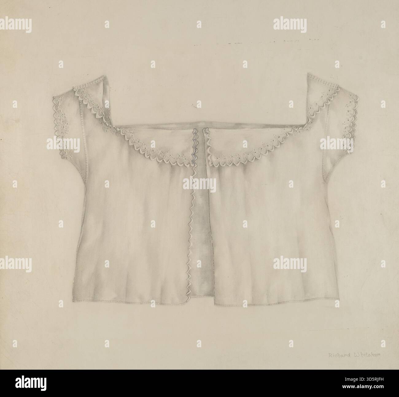 Cette chemise pour bébé par Richard Whitaker, vers 1937, est un petit vêtement en tissu fin, montrant des coutures, des boutons et un design simple. Il illustre l'habillement pour enfants et l'artisanat textile du début du XXe siècle. Banque D'Images