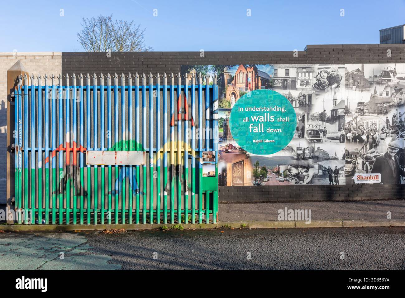 Bloc routier des troubles d'Irlande du Nord, Northumberland Street, Belfast, Irlande du Nord, 2025 Banque D'Images