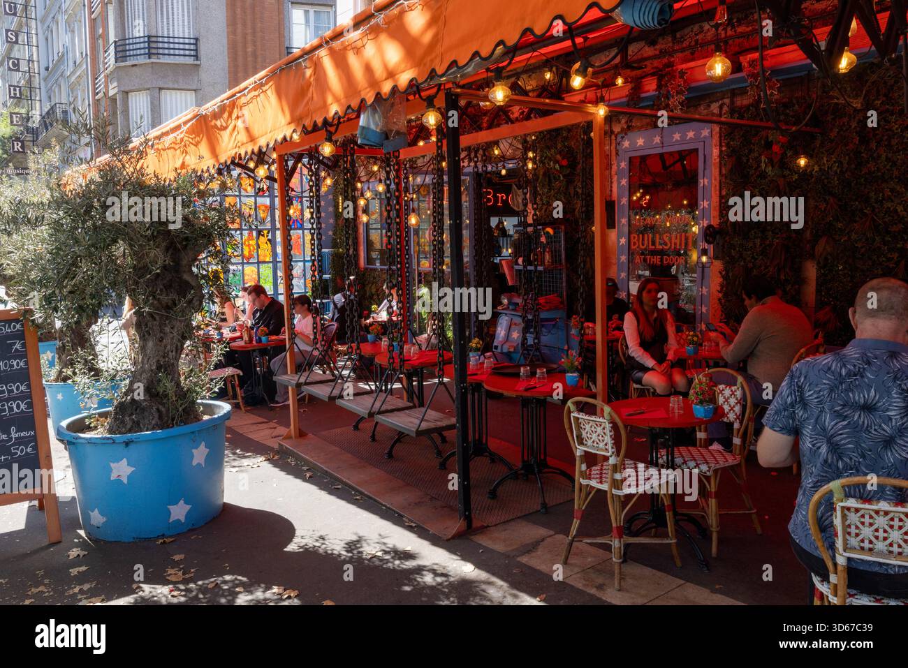 Paris, restaurant dans le quartier du Marais Banque D'Images