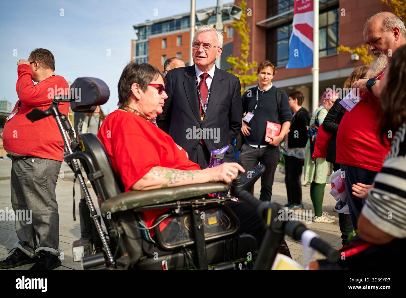 Liverpool, Royaume-Uni, octobre 2023, John McDonnell devant la conférence du Parti travailliste à Liverpool, crédit Antony Medley Banque D'Images