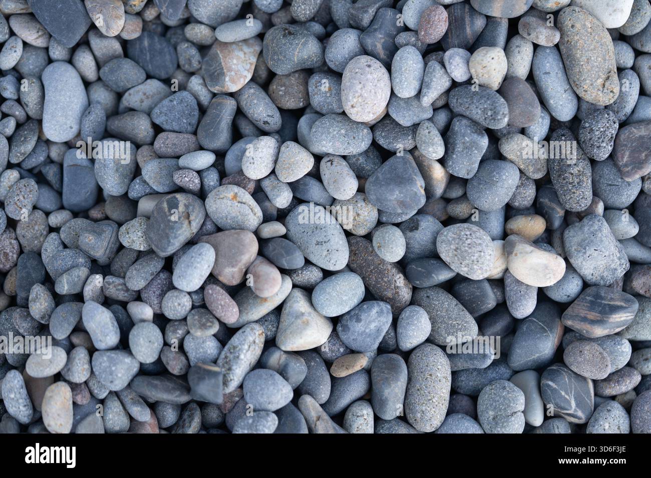 Un tas de rochers ronds d'une plage. Banque D'Images