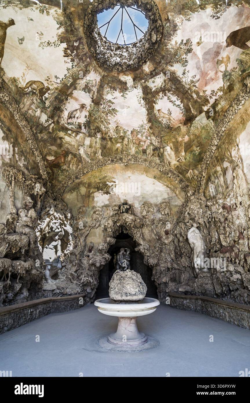 Intérieur de la grotte de Buontalenti sur les jardins de Boboli. Florence, Toscane, Italie, Florence, Italie Banque D'Images