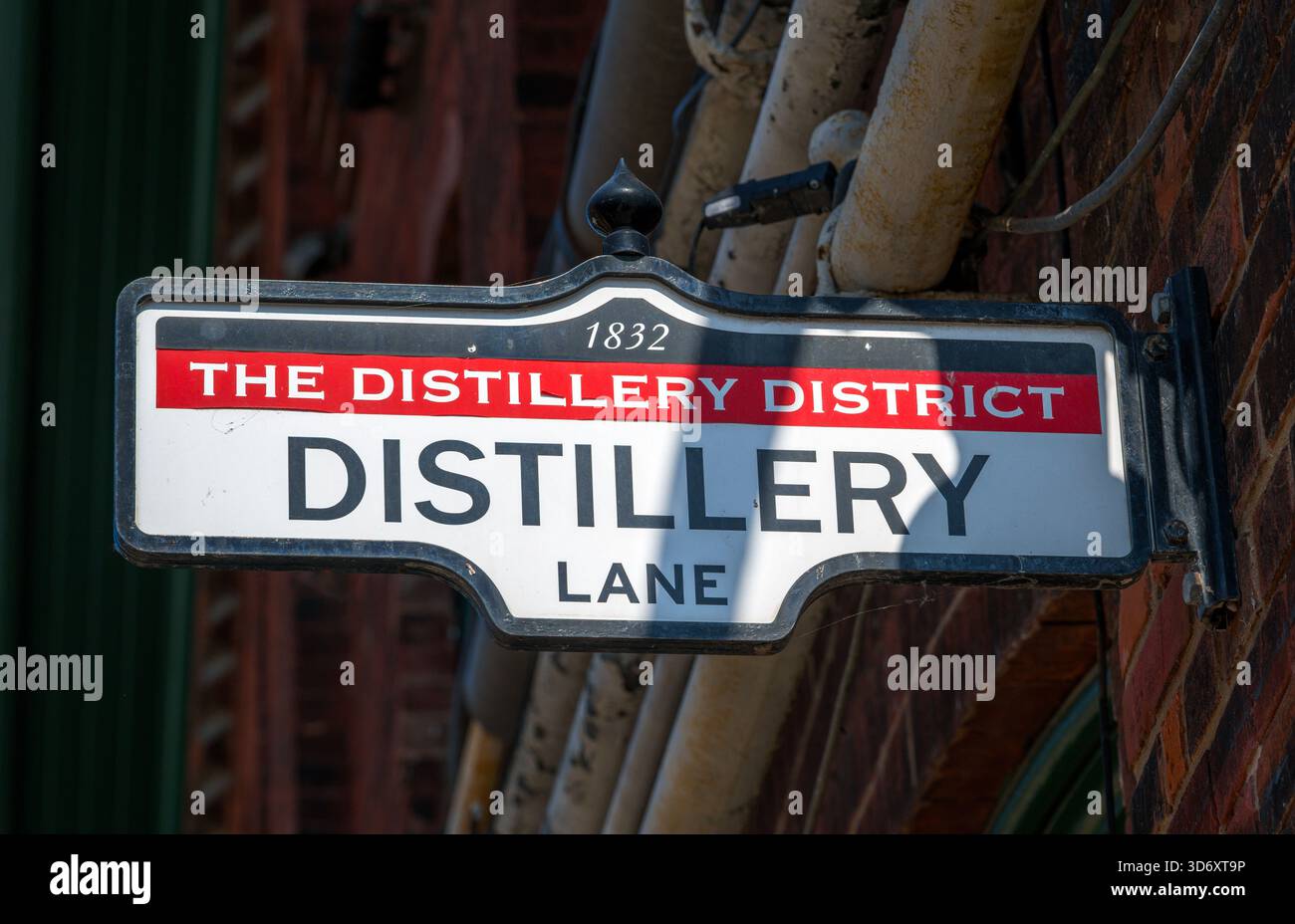 Panneau de rue pour Distillery Lane dans le Distillery Historic District, Toronto, Ontario, Canada Banque D'Images