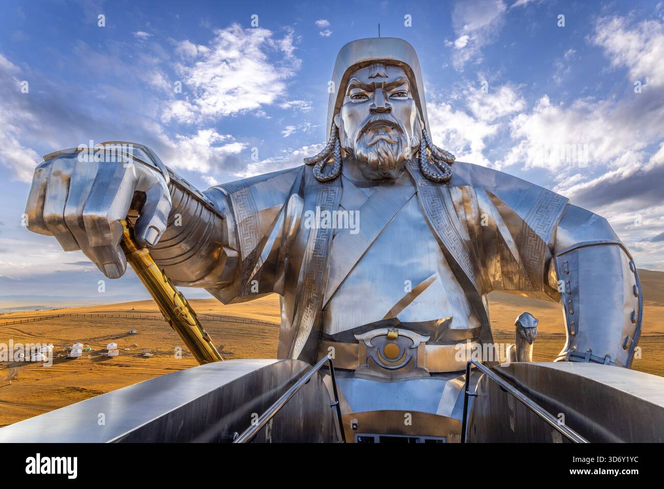 Genghis Khan à cheval, la plus haute statue équestre du monde à Oulan-Bator, Mongolie Banque D'Images