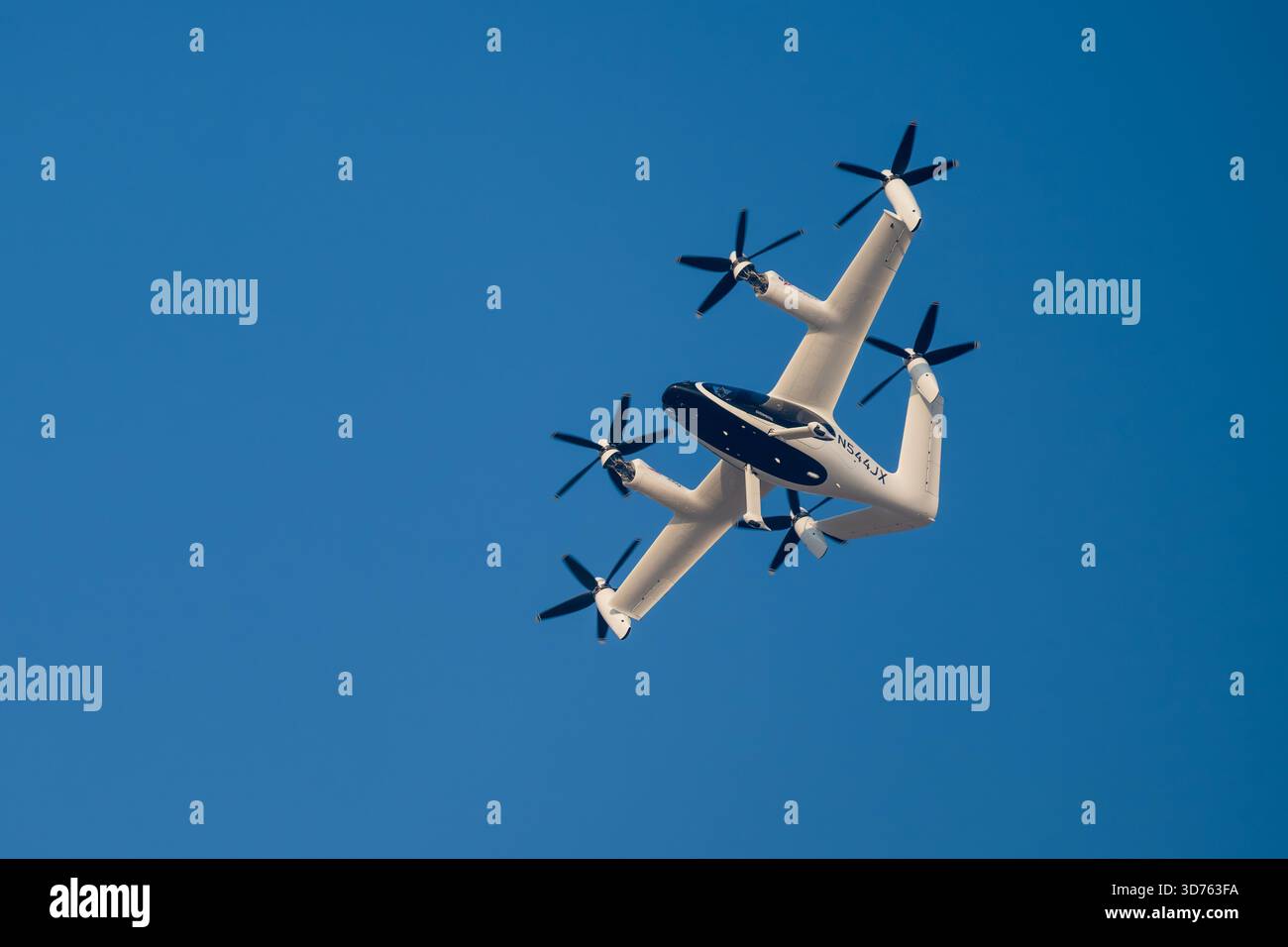 Joby Aviation Urban Air Mobility avion électrique de passagers en vol, Dubai Airshow, eau Banque D'Images