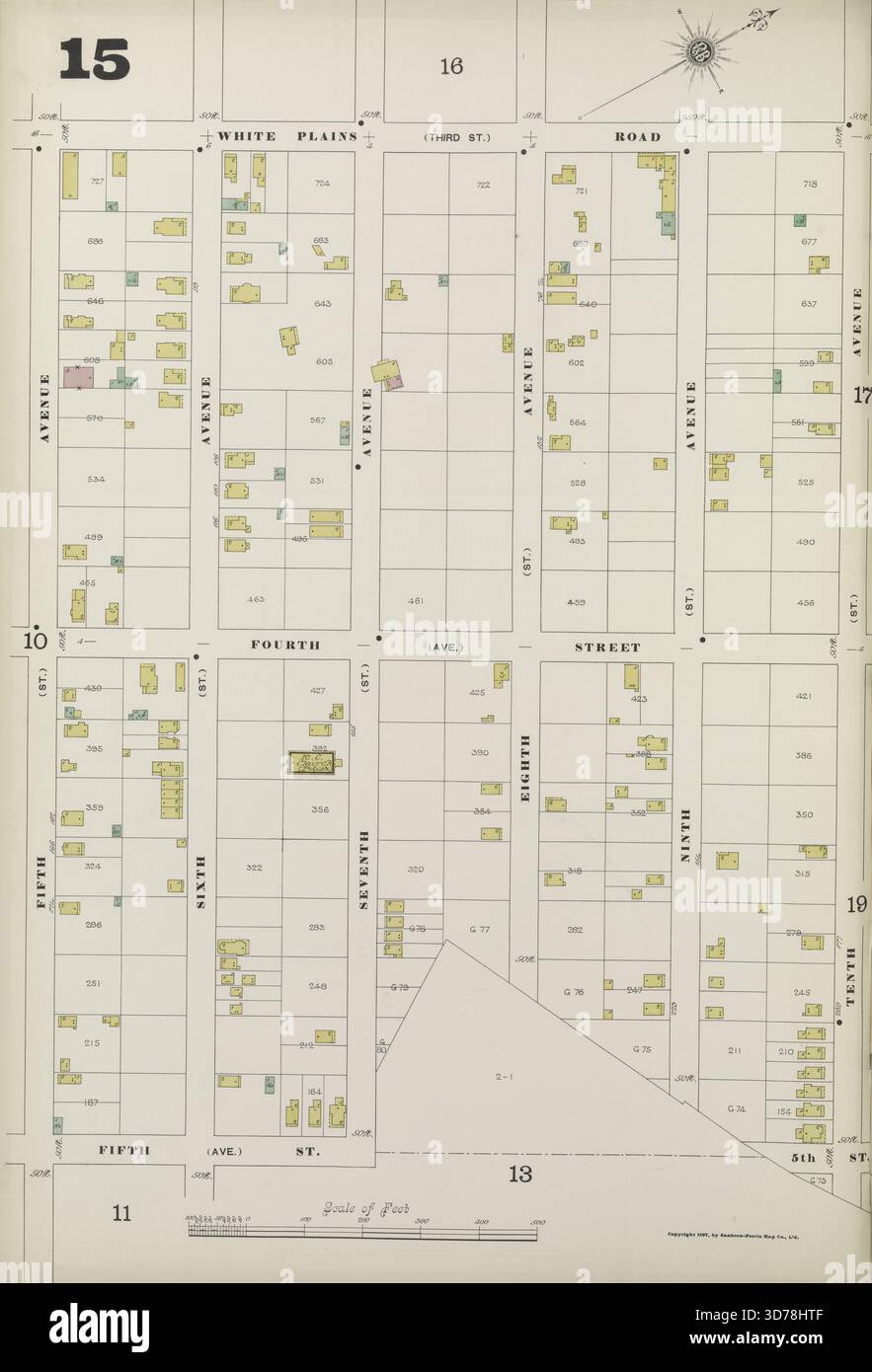 Une carte de la Sanborn Map Company représentant le Bronx, en particulier la plaque n° 15. La carte est délimitée par White Plains Road, 10th Avenue, 5th Street et 5th Avenue. Il couvre une période allant de 1884 à 1897, se concentrant sur les détails de l'assurance incendie liés aux biens immobiliers dans l'État de New York, mettant en évidence les villes et les villages de la région Banque D'Images