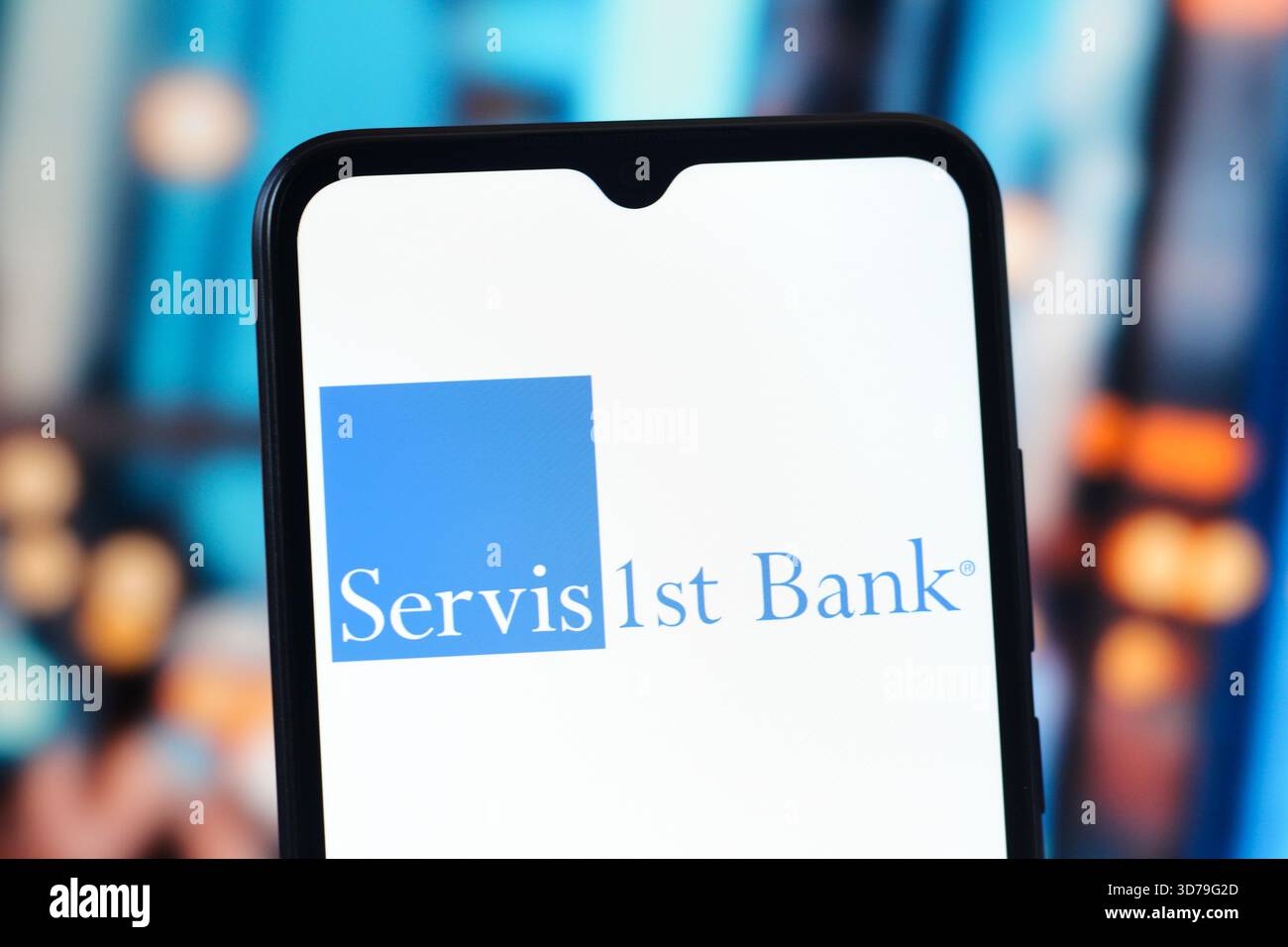 Ottawa, Canada. 24 novembre 2025. Dans cette illustration photo, le logo ServisFirst Bank (servis First Bank) est affiché sur l'écran d'un smartphone. (Photo de Thomas Fuller/SOPA images/SIPA USA) *** strictement à des fins éditoriales *** crédit : SIPA USA/Alamy Live News Banque D'Images