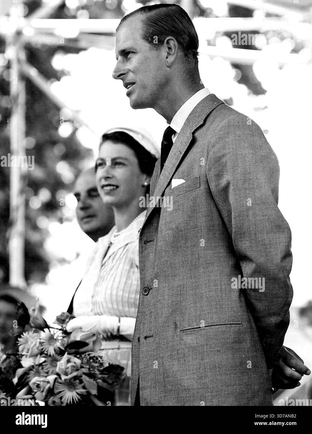 La reine Elizabeth et le duc d'Édimbourg avec le maire, le Dr H. C. Tod, et Mme Tod, à l'occasion de l'accueil public à Cambridge, en Nouvelle-Zélande. 13 janvier 1954. Banque D'Images