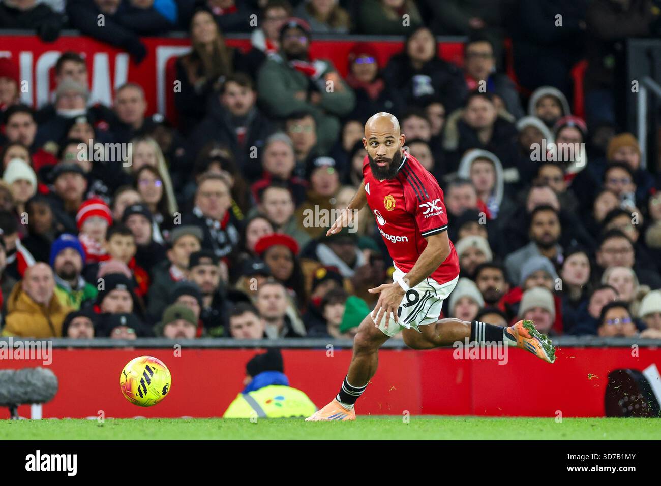 Manchester, Royaume-Uni. 24 novembre 2025. Bryan Mbeumo (19 ans), attaquant de Manchester United lors du match Manchester United contre Everton premier League à Old Trafford, Manchester, Angleterre, le 24 novembre 2025 crédit : Phil Duncan/Every second Media crédit : Every second Media/Alamy Live News Banque D'Images