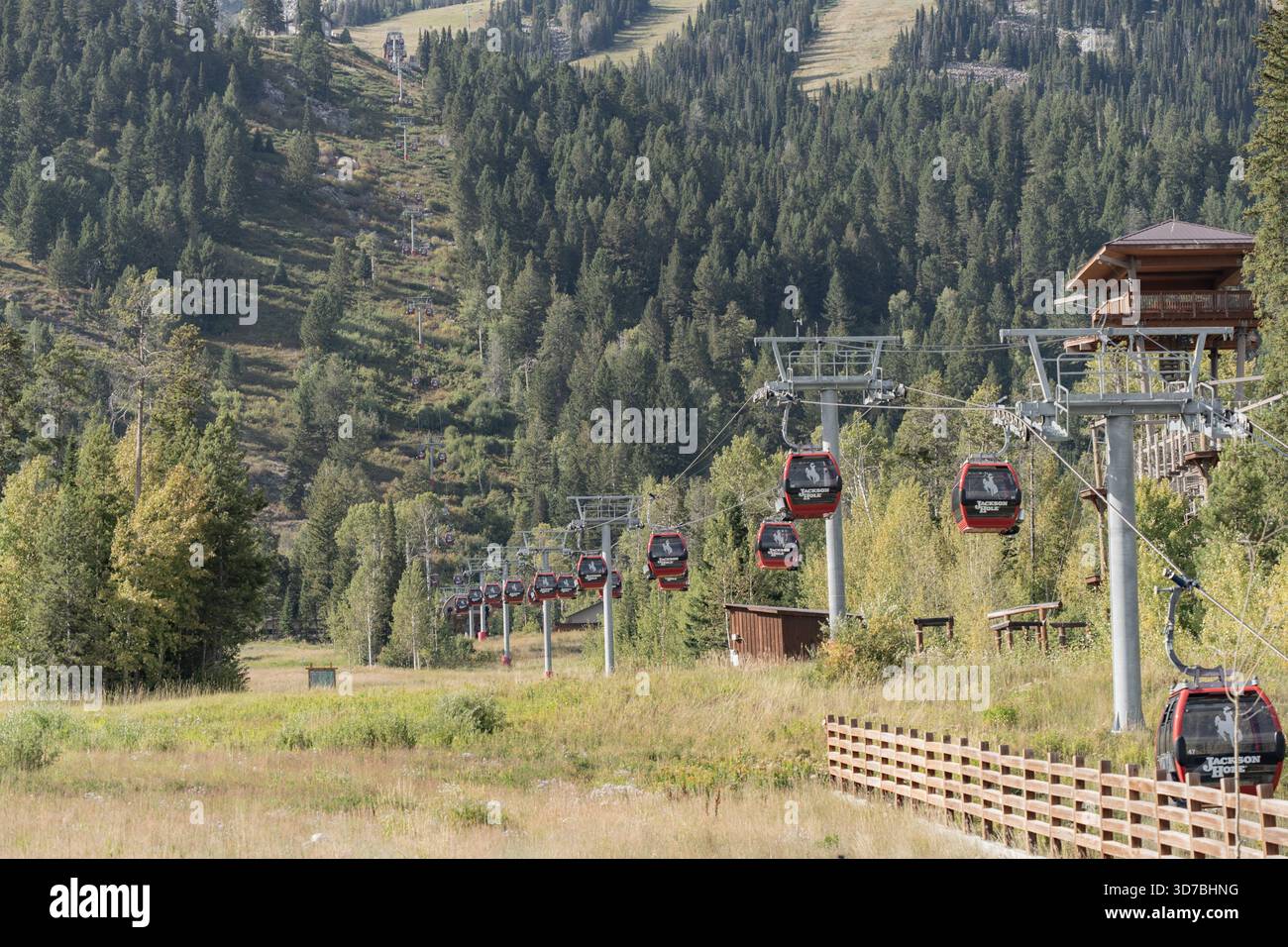 Jackson Hole Wyoming – 13 septembre 2023 : remontée mécanique prête pour la saison de ski à Jackson Hole, Wyoming Banque D'Images