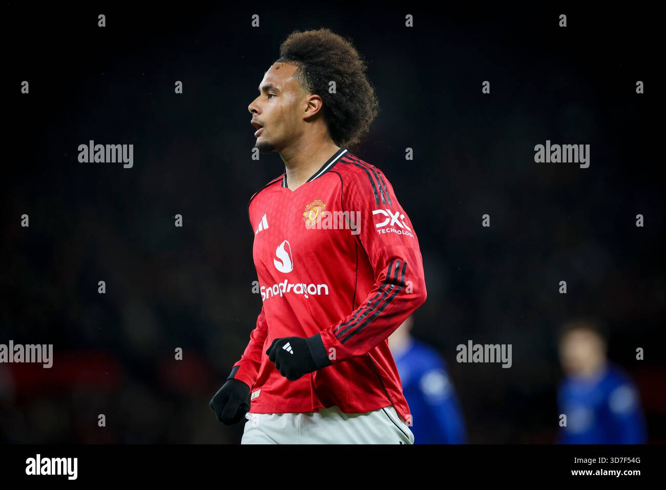Manchester, Royaume-Uni. 24 novembre 2025. Joshua Zirkzee, attaquant de Manchester United (11 ans) lors du match Manchester United contre Everton premier League à Old Trafford, Manchester, Angleterre, le 24 novembre 2025 crédit : Phil Duncan/Every second Media crédit : Every second Media/Alamy Live News Banque D'Images