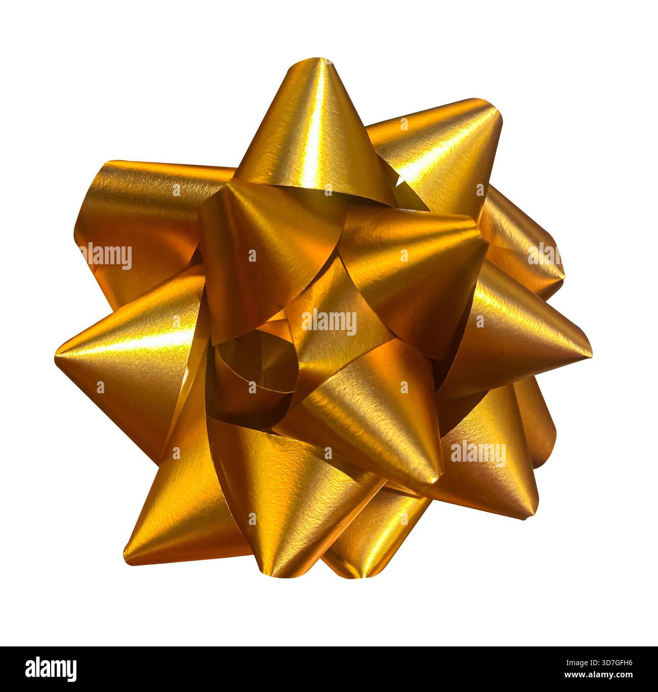 Un ruban brillant doré Bow isolé sur un fond blanc avec un chemin de détourage. Élément de conception pour les salutations saisonnières, vacances, Noël, célébrations Banque D'Images