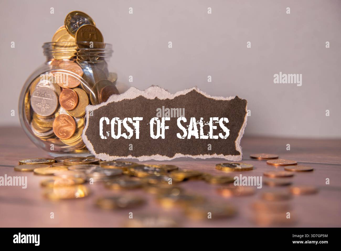 Étiquette avec texte sur la boîte cadeau. Banque D'Images