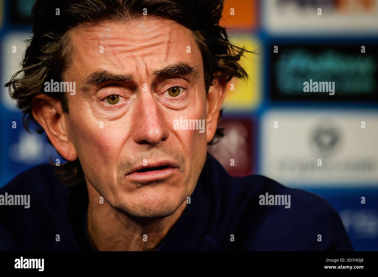 Paris, France, France. 25 novembre 2025. Thomas FRANK de Tottenham Hotspur lors d'une conférence de presse de Tottenham Hotspur au stade du Parc des Princes le 25 novembre 2025 à Paris. (Crédit image : © Matthieu Mirville/ZUMA Press Wire) USAGE ÉDITORIAL SEULEMENT ! Non destiné à UN USAGE commercial ! Banque D'Images