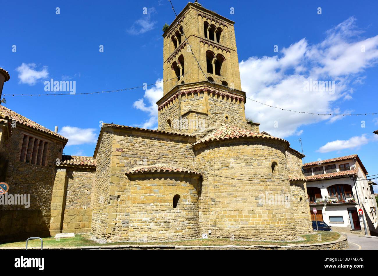 Église Santa Eugènia de Berga (romane, XIe siècle). Santa Eugènia de Berga, Osona, Barcelone, Catalogne, Espagne. Banque D'Images