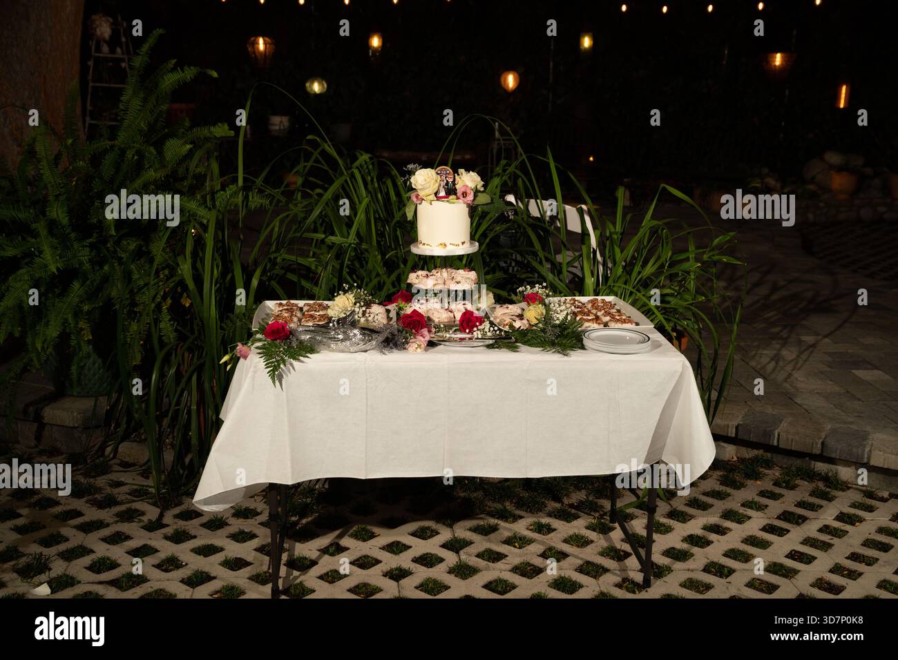 Présentoir de gâteaux de mariage Banque D'Images
