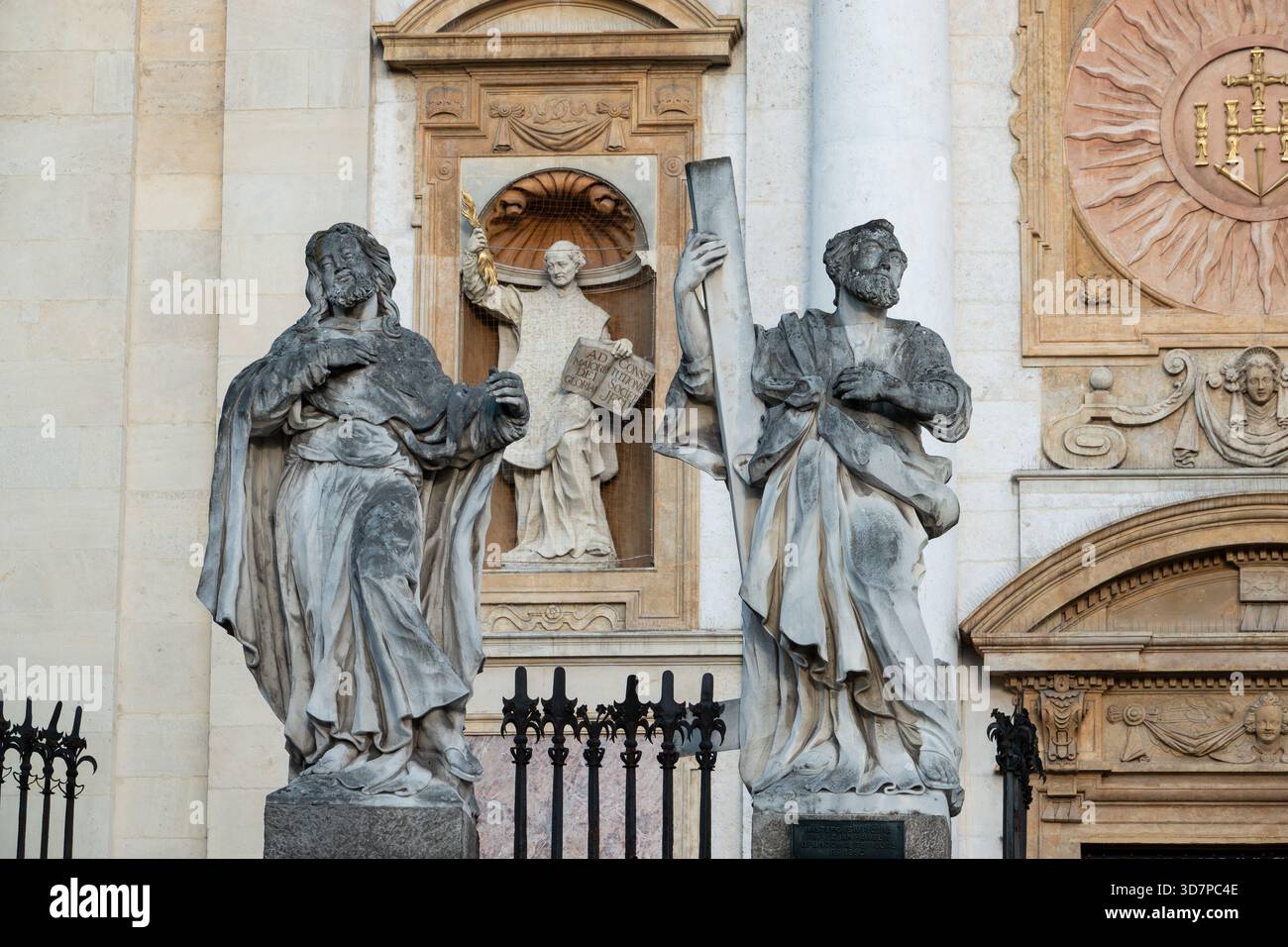 Cracovie Pologne. Célèbre pour sa riche histoire et son architecture, le vieux centre-ville de Cracovie est classé au patrimoine mondial de l'UNESCO. Banque D'Images