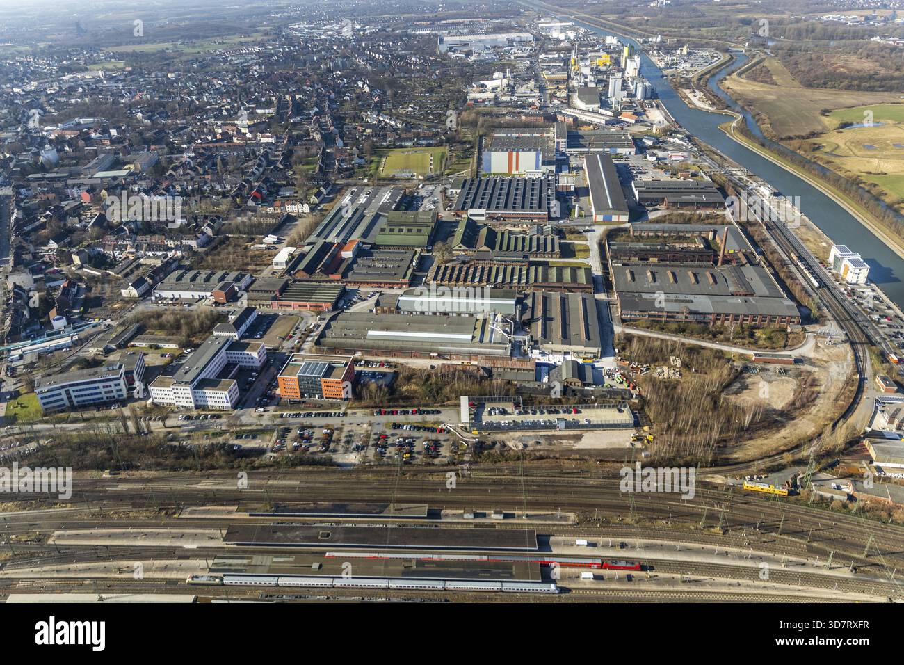 Voest Alpine Boehler Welding an der Hafenstrasse im Hammer Hafen am Datteln-Hamm-Kanal Ham.m, Ruhr region, Rhénanie du Nord-Westphalie, Allemagne, Hamm, DEU Banque D'Images