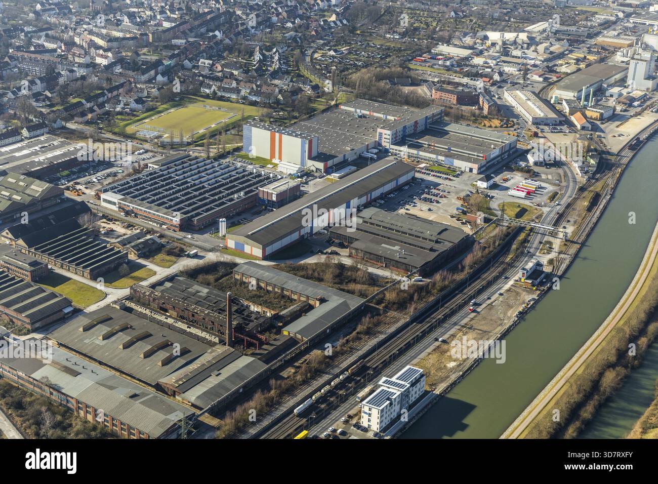 Voest Alpine Boehler Welding an der Hafenstrasse im Hammer Hafen am Datteln-Hamm-Kanal Ham.m, Ruhr region, Rhénanie du Nord-Westphalie, Allemagne, Hamm, DEU Banque D'Images