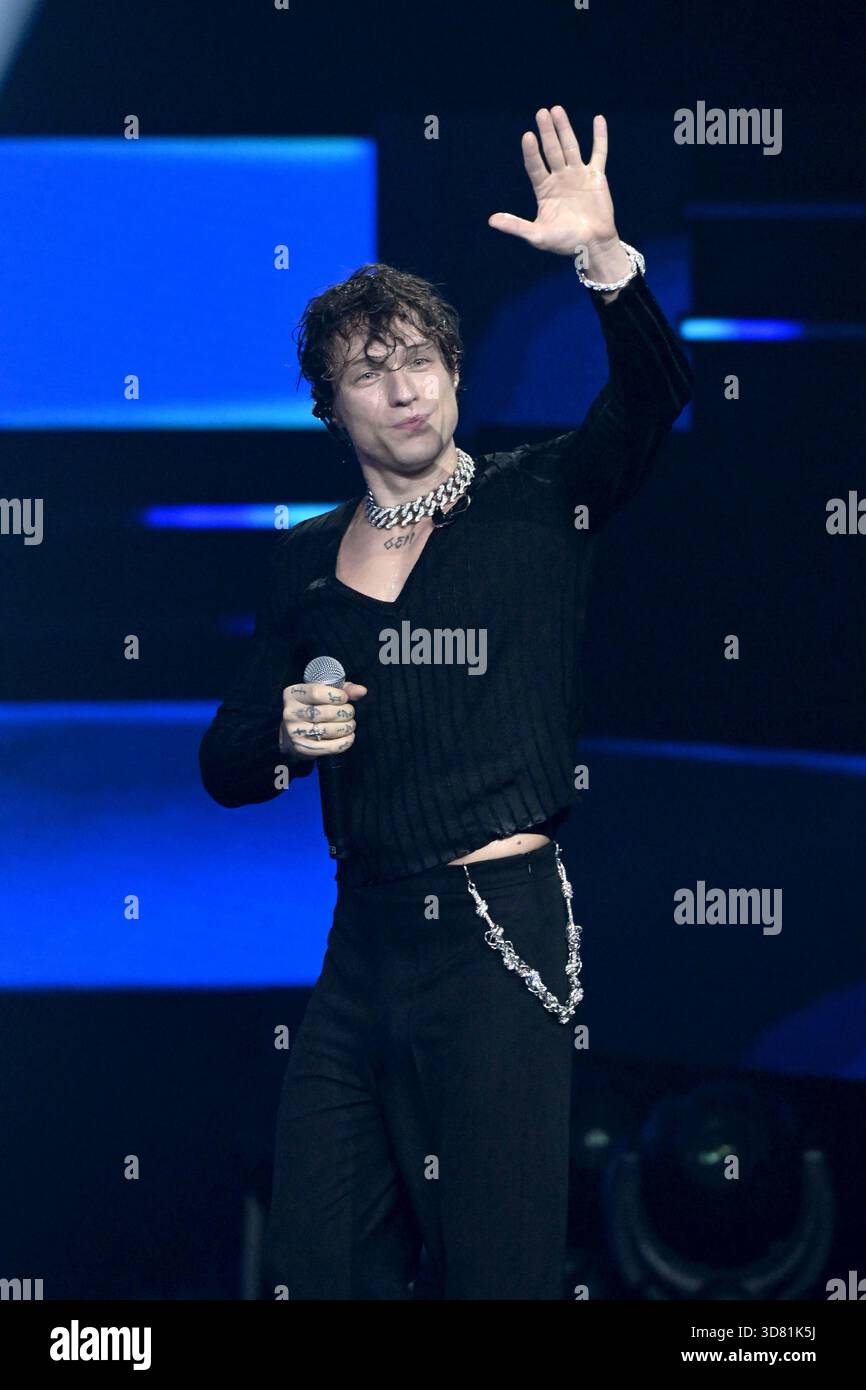 Milano, Trasmissione TV “X Factor” 2025, sesta puntata - semifinaleNella foto : Irama Banque D'Images