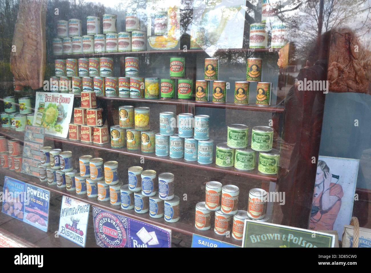 L'épicerie victorienne, St Fagans National Museum of History, Cardiff, South Wales, Royaume-Uni. Banque D'Images