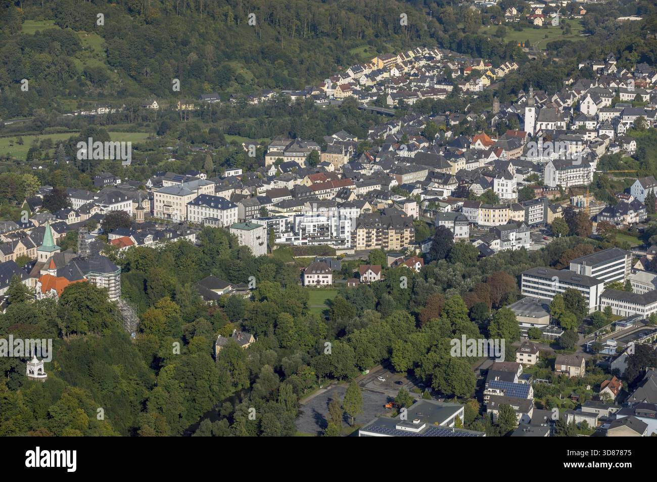 Vieille ville d'Arnsberg avec clocher, ancien Hôtel de ville, Vieux marché, Musée Maerkisches, Arnsberg, Sauerland, Hochsauerlandkreis, Rhénanie du Nord-Westphalie, Banque D'Images