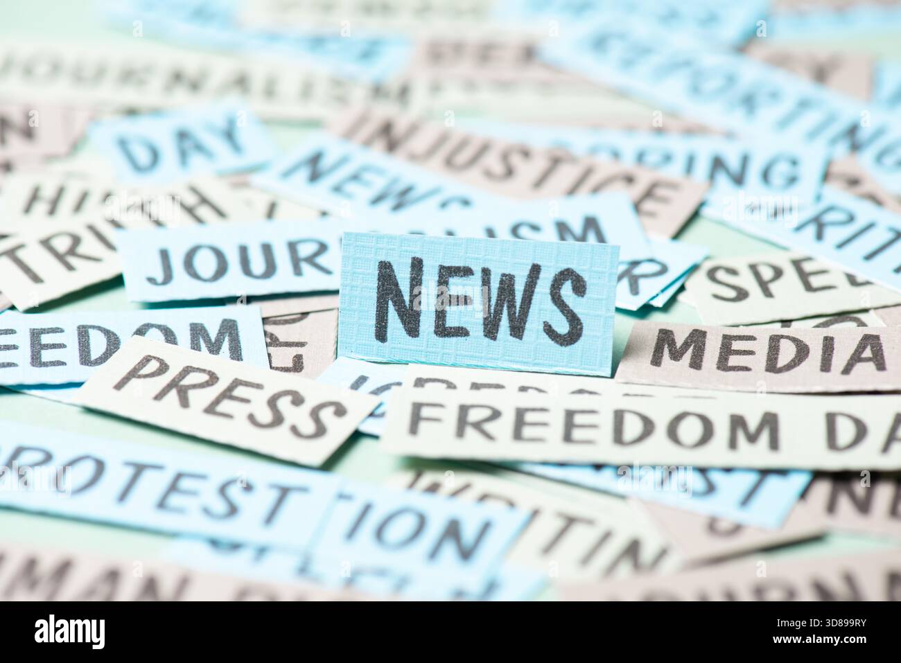 Nouvelles, liberté de la presse et du journalisme, censure, liberté d'expression et médias sociaux, discrimination d'opinion, annulation de la culture, fausse information Banque D'Images