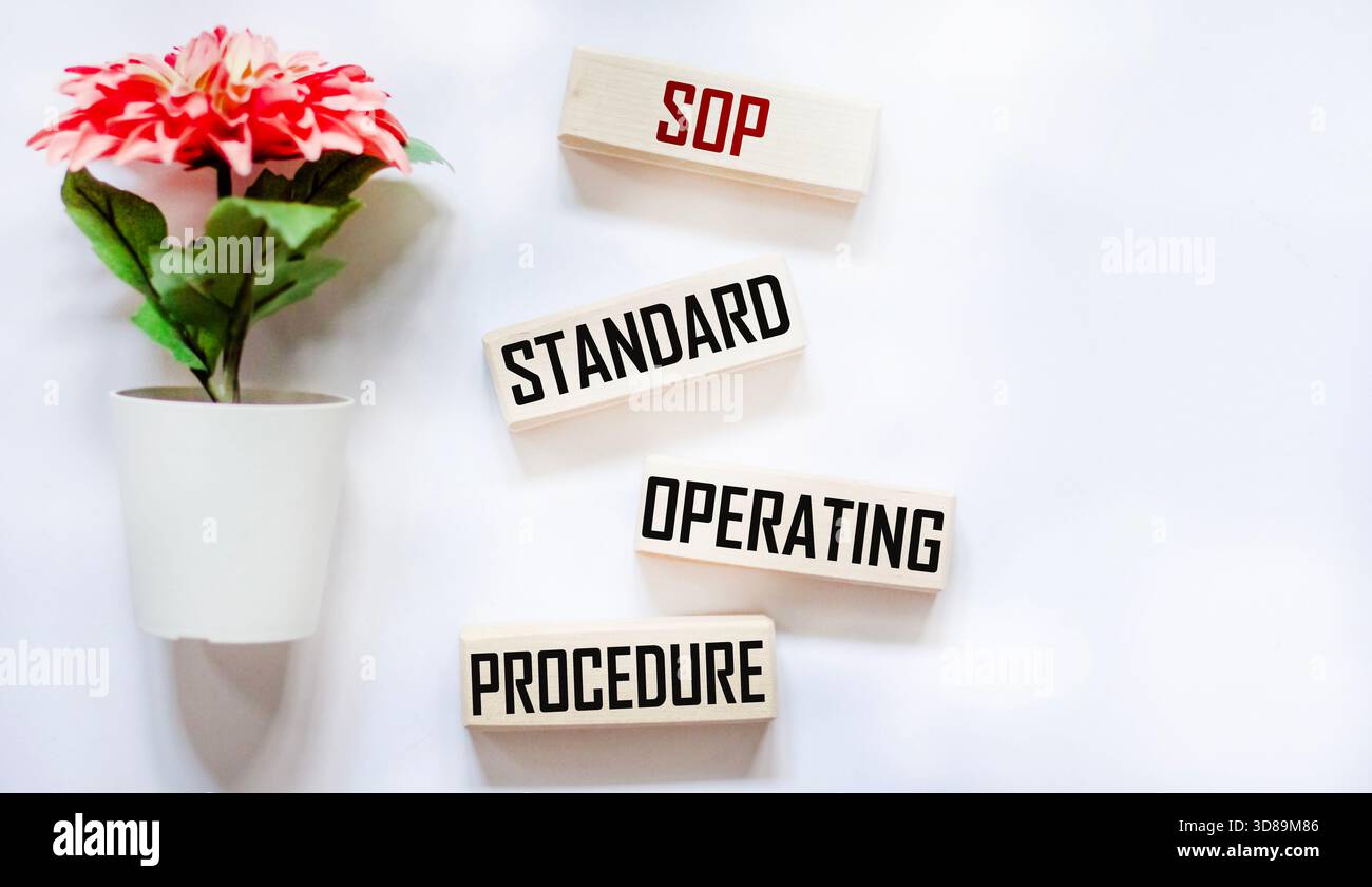 SOP - mode opératoire standard, texte sur blocs de bois Banque D'Images