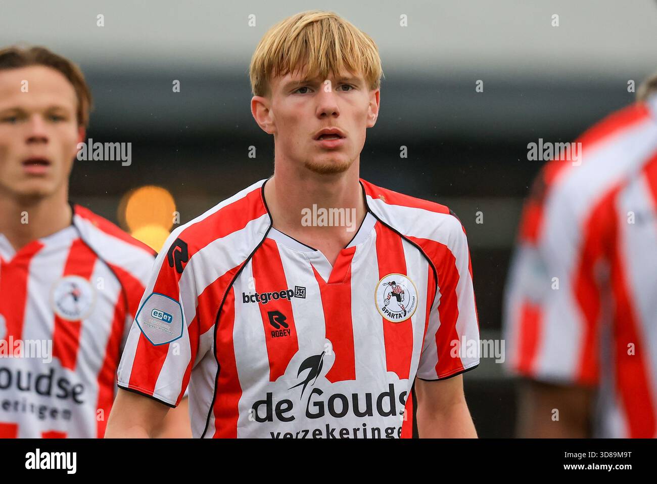 ROTTERDAM, 29-11-25, Sportpark Nieuw Terbregge, saison de football néerlandaise Tweede Divisie 2025/2026. Match between, Jong Sparta and Rijnsburgse Boys , photos , Philipp Ochs Olivier van Zijl, Liam Scales (photo de Pro Shots/Sipa USA) Banque D'Images