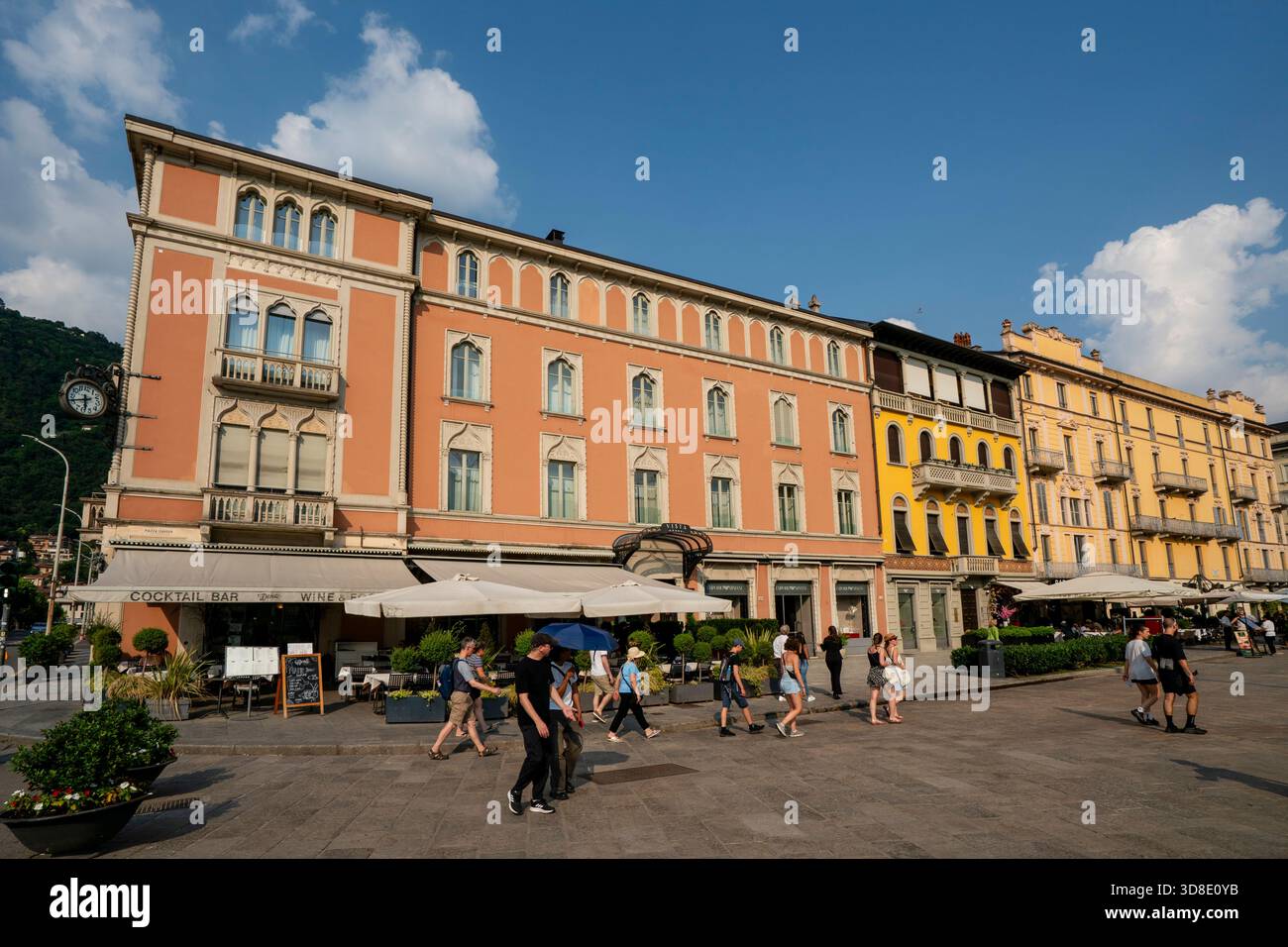 Piazza Cavour, Côme, Italie. Banque D'Images