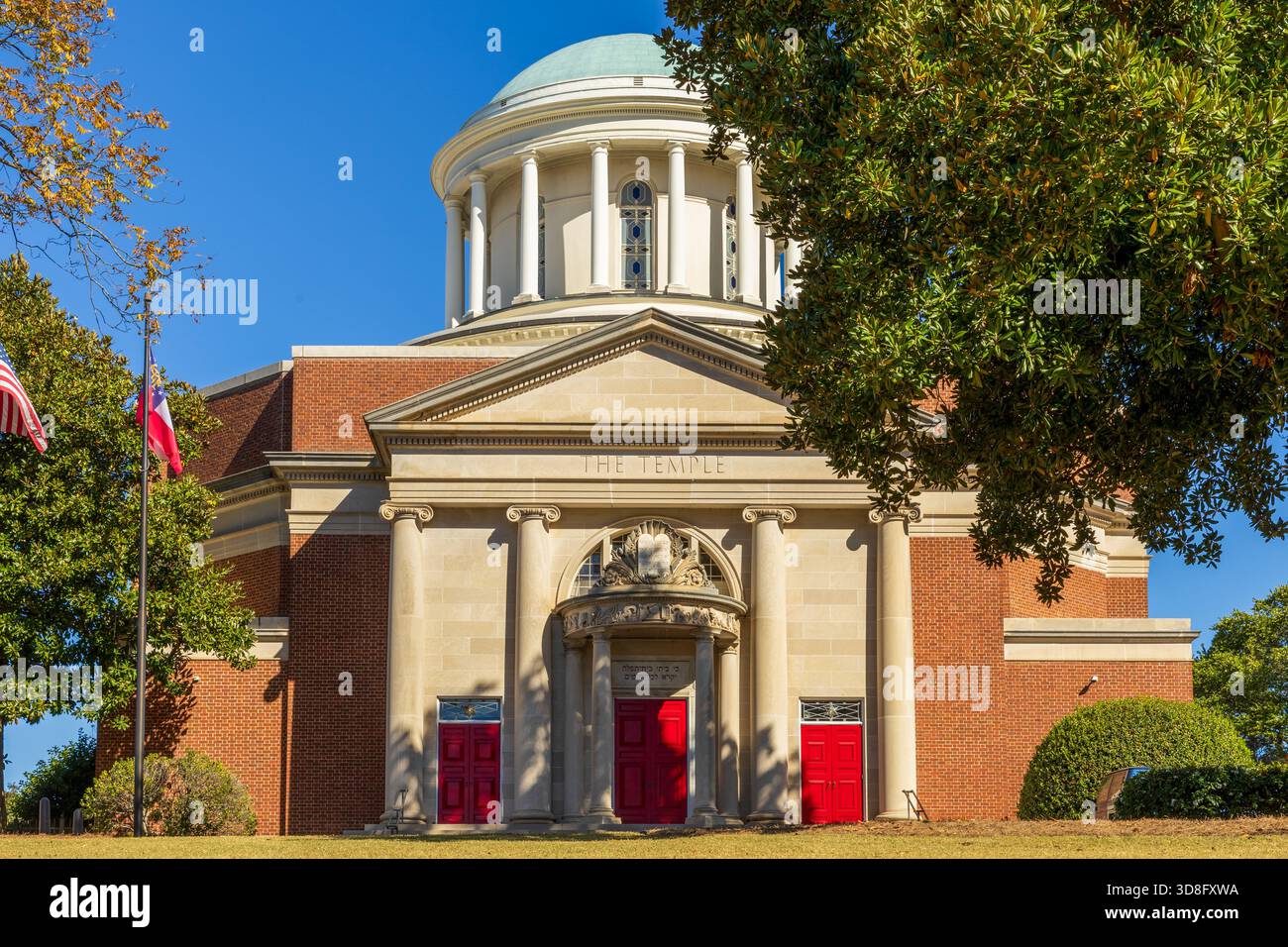 The Temple, une congrégation juive réformiste située dans le centre-ville d’Atlanta, en Géorgie, l’une des institutions religieuses les plus historiques du judaïsme américain. Banque D'Images