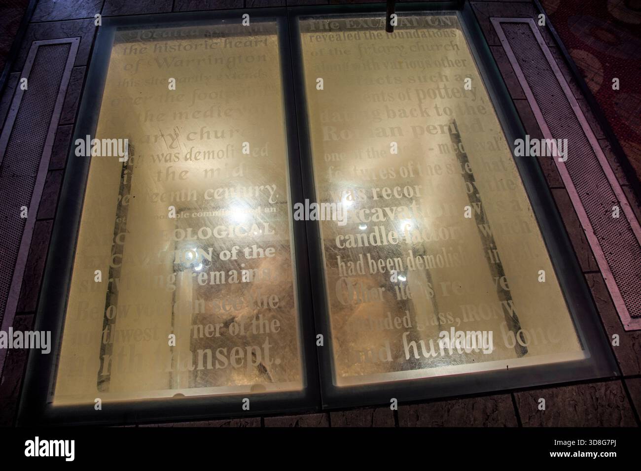 Pub se trouve sur le site de la fraternité Augustinienne du 13ème siècle, maintenant préservé des portions de la fraternité Austin à l'intérieur Banque D'Images