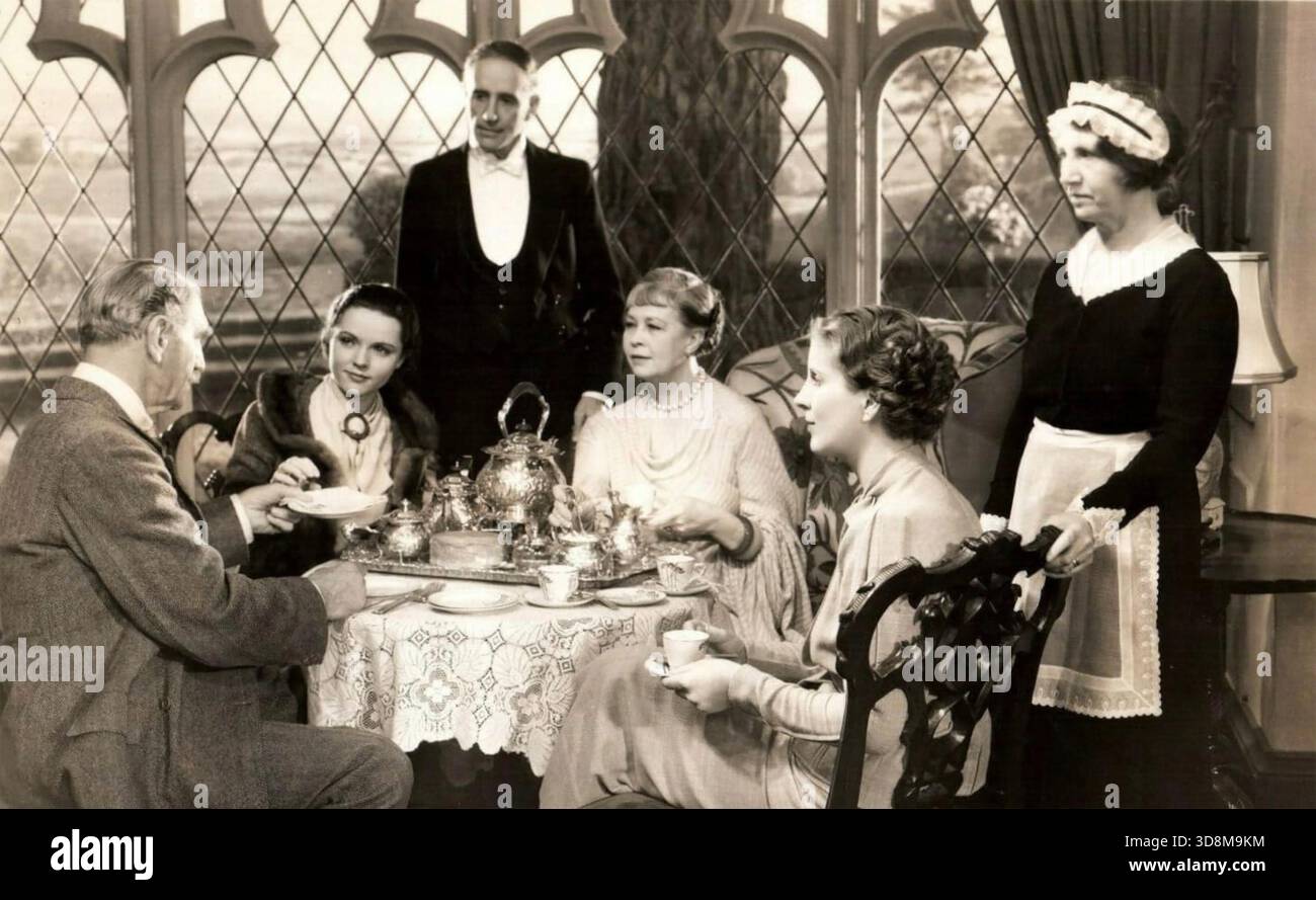 UN AUTRE film RIVER 1934 Universal Pictures avec assis de gauche à droite : C. Aubrey Smith Jane Wyatt, Kathleen Howard, Diana Wynyard, Banque D'Images