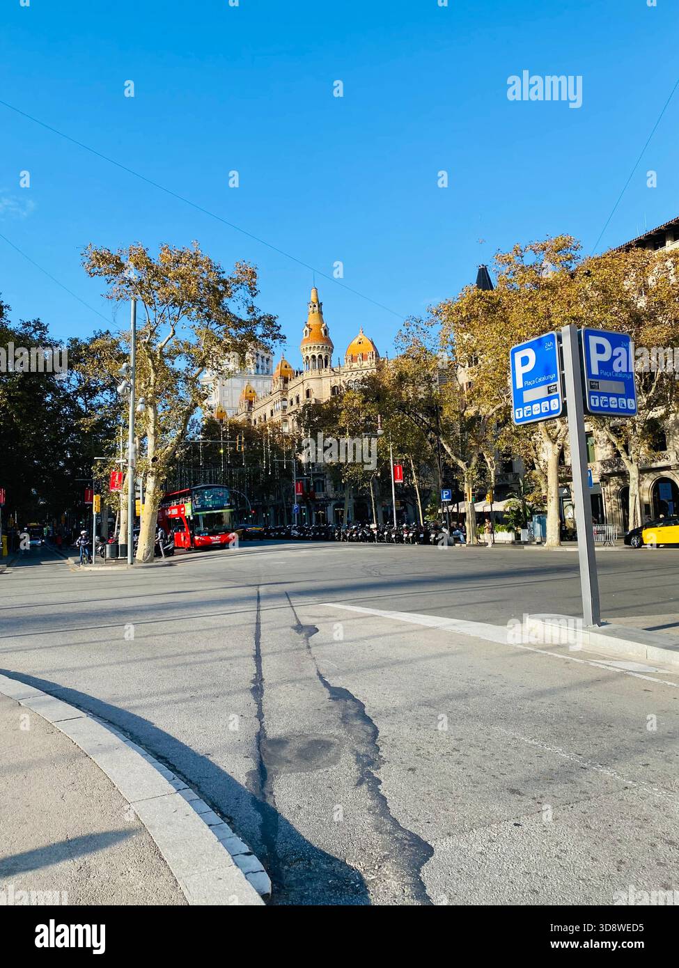 Passeig de Gracia et les dômes Rocamora. Barcelone Banque D'Images